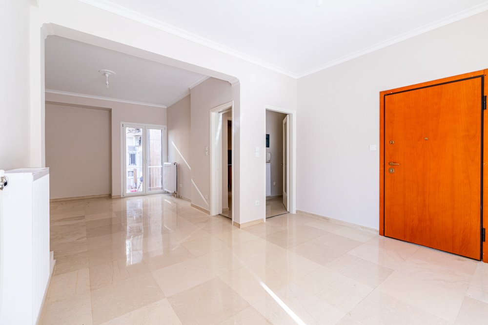 Apartment in Sunoikia Kolonakiou, 1st District of Athens, Athens 5 - 15084911