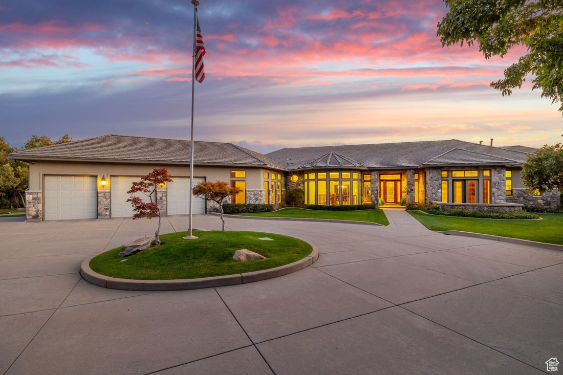 House in Ogden, Utah, United States 2 - 16416938
