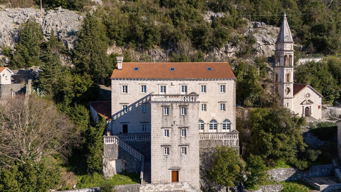 Castillo en Perast, Municipio de Kotor, Montenegro 1 - 16451846