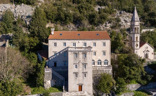 Schloss in Perast, Kotor Municipality, Montenegro 1