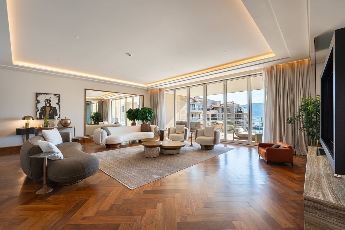 Apartment in Tivat, Tivat Municipality, Montenegro 3 - 16420778
