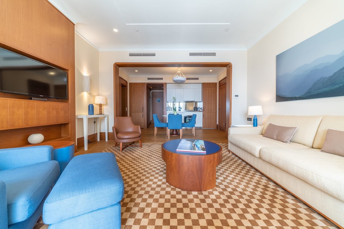 Apartment in Tivat, Tivat Municipality, Montenegro 2 - 16432537