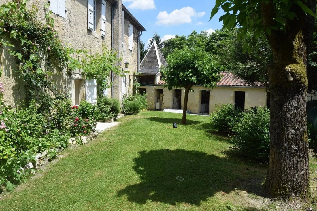 Country House in Le Brouilh-Monbert, Occitania, France 1 - 16459900