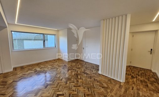 Apartment in Cedofeita, Santo Ildefonso, Se, Miragaia, Sao Nicolau e Vitoria, Porto District, Portugal 1