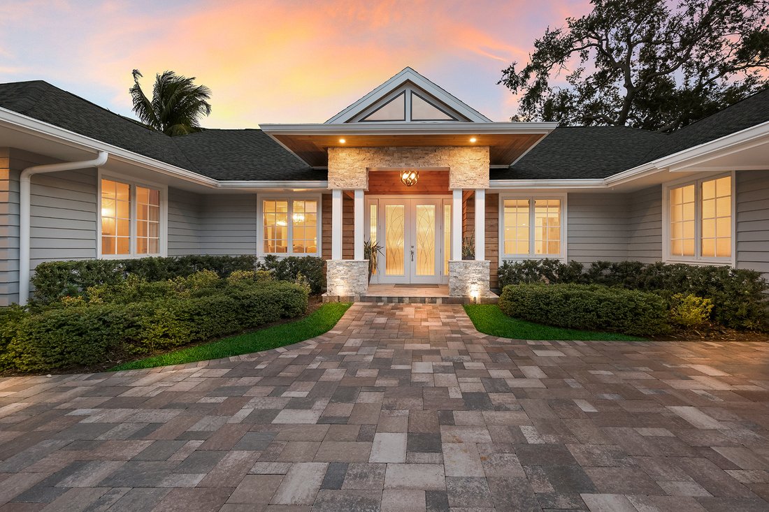 Siesta Key, Florida, United States 5 - 16460119