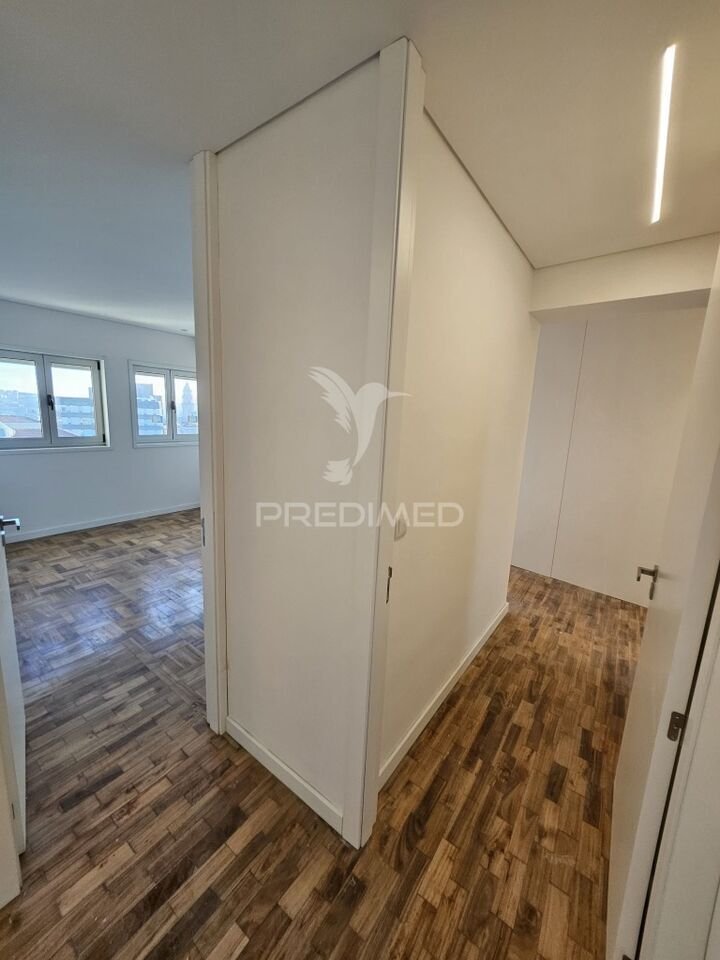 Apartment in Cedofeita, Santo Ildefonso, Se, Miragaia, Sao Nicolau e Vitoria, Porto District, Portugal 3 - 16459995