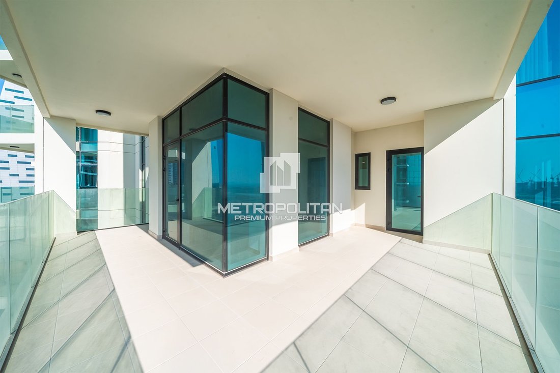 Apartment in Rabdan, Abu Dhabi Emirate, United Arab Emirates 2 - 16460225