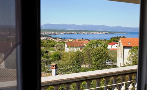 Apartment in Malinska, Primorje-Gorski Kotar County, Croatia 1