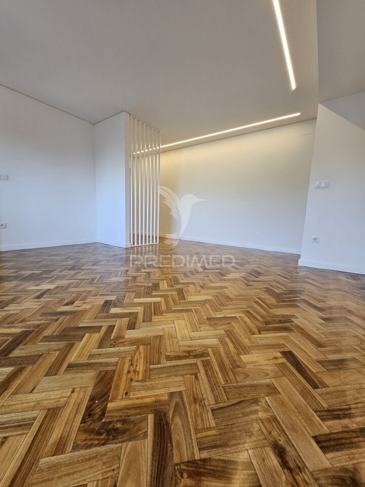 Apartment in Cedofeita, Santo Ildefonso, Se, Miragaia, Sao Nicolau e Vitoria, Porto District, Portugal 5 - 16459995