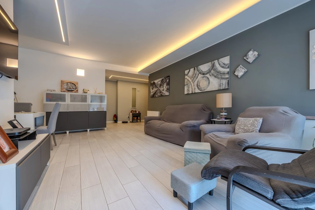 Apartment in Arese, Lombardy, Italy 2 - 16459897