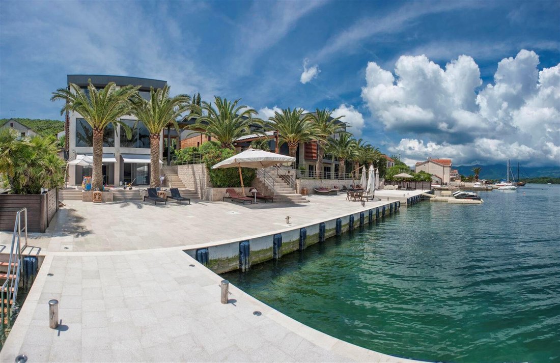 Estate in Đuraševići, Tivat Municipality, Montenegro 4 - 16462336