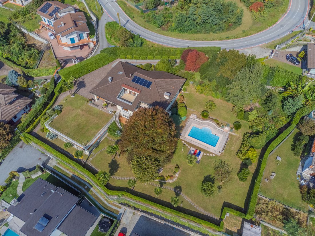 Villa in Arizzano, Piedmont, Italy 5 - 16460721