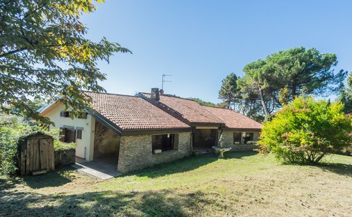 Villa a Centro, Varese, Lombardia 1