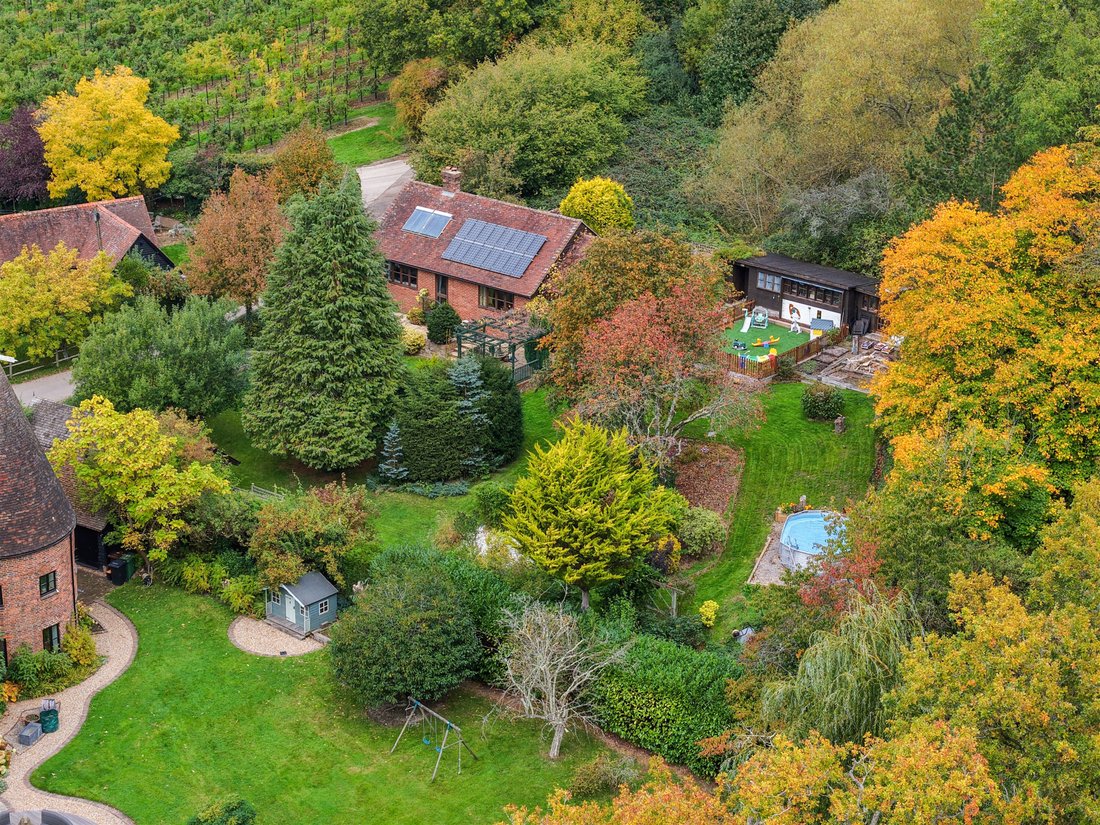 Bungalow in Horsmonden, England 1 - 16463157