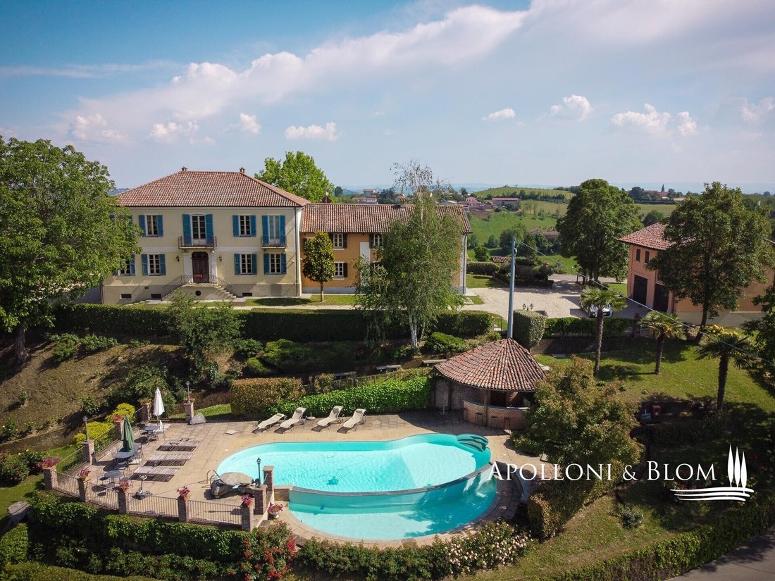 Villa in Asti, Piedmont, Italy 1 - 16463203