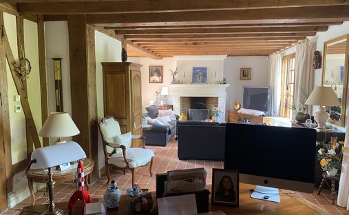 For Sale Dpt Eure (27) Near Pacy Sur Eure Moulin 353 M2 With Swimming Pool On Land Of 5542 M2 On The