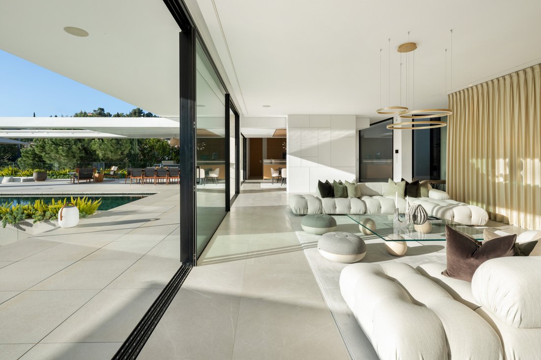 Villa in El Madroñal, Benahavis, Spain 5 - 16464547
