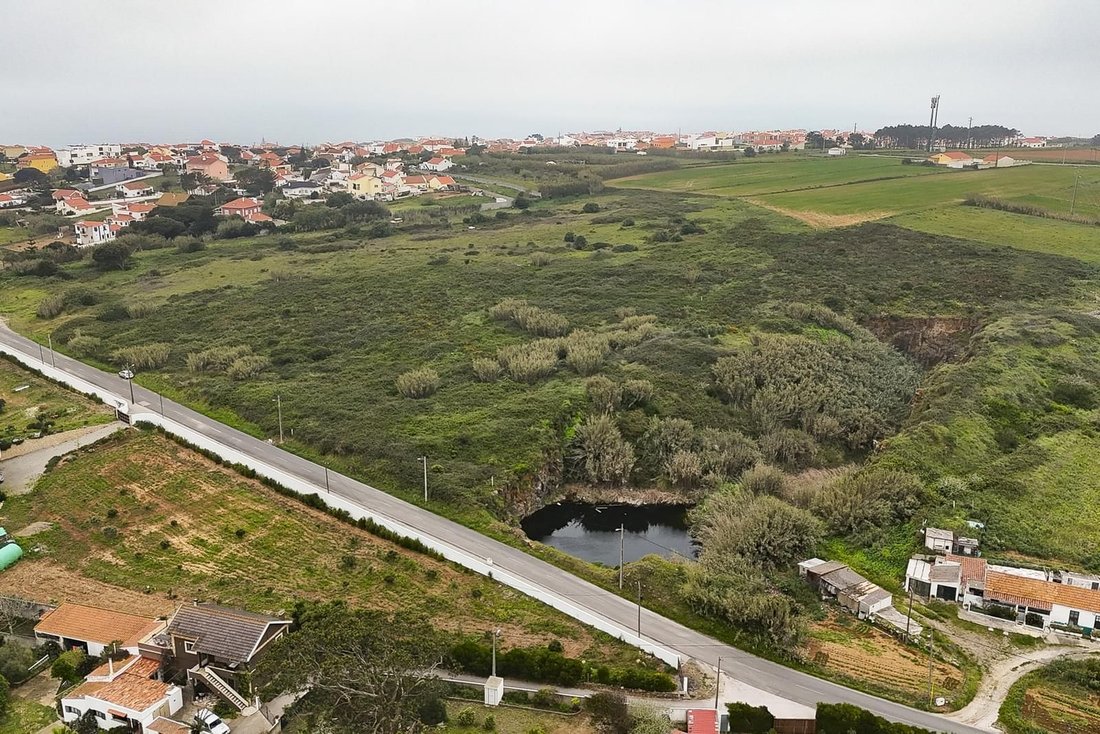 Land in Santo Isidoro, Lisbon, Portugal 1 - 16466066