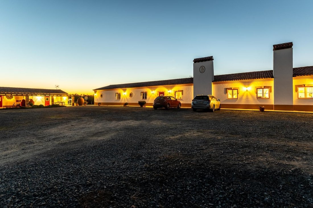 Country House in Ferreira do Alentejo e Canhestros, Beja District, Portugal 2 - 16465803