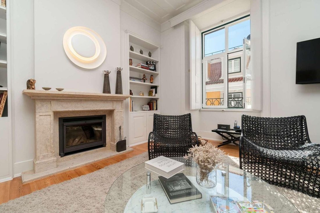 Apartment in Misericordia, Lisbon, Portugal 3 - 16466177