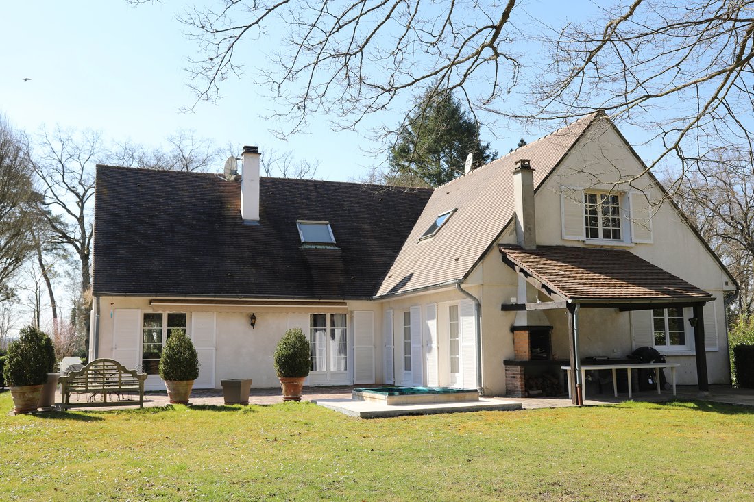 House in Ouest, Lamorlaye, France 1 - 16461829