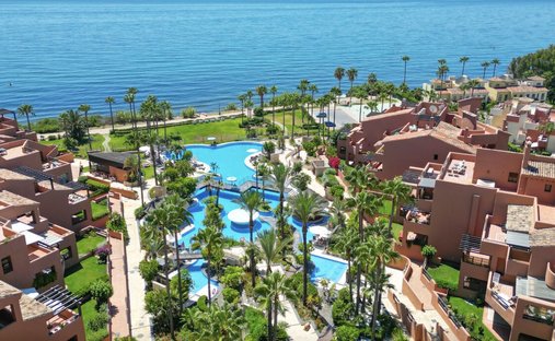 Appartamento a Estepona, Andalusia, Spagna 1