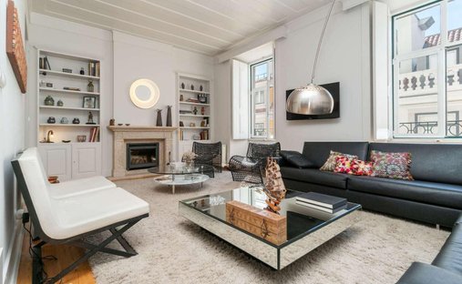 Apartment in Misericordia, Lisbon, Portugal 1