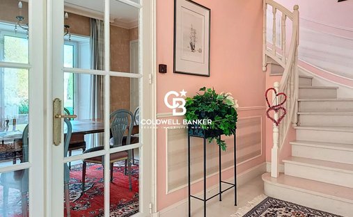 Castle for Sale in Les Herbiers, Pays de la Loire, France