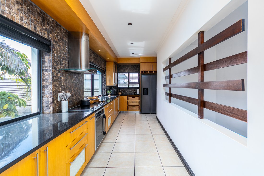 House in Cape Town, Western Cape, South Africa 3 - 16464162
