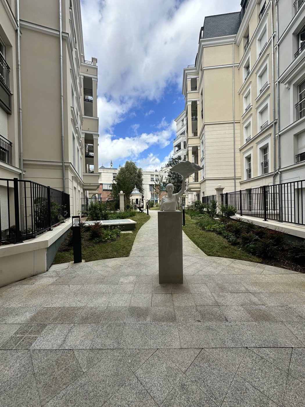 Apartment in Hachette, Le Plessis-Robinson, France 2 - 16460980