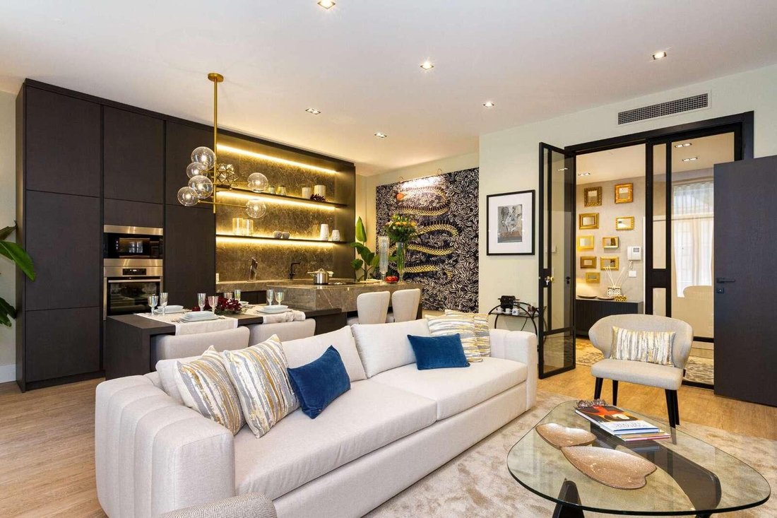 Apartment in Avenidas Novas, Lisbon, Portugal 1 - 16465123