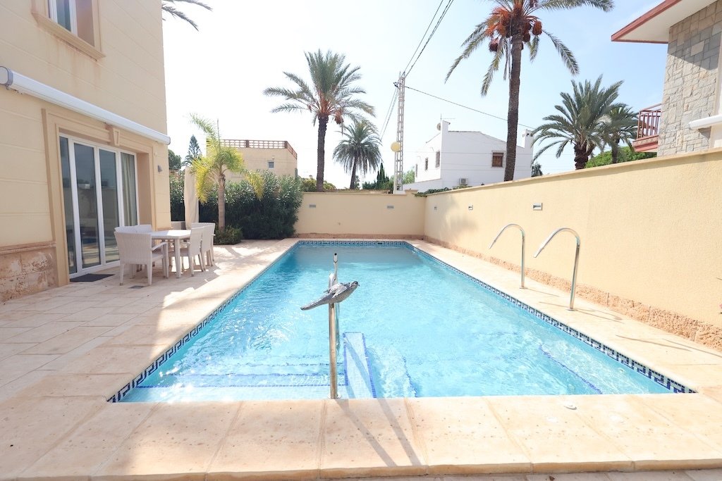 Chalet in Cabo Roig, Orihuela, Valencian Community 5 - 16463276