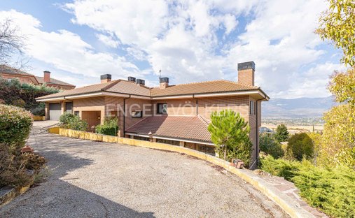 House in Soto del Real, Comunidad de Madrid, Spain 1