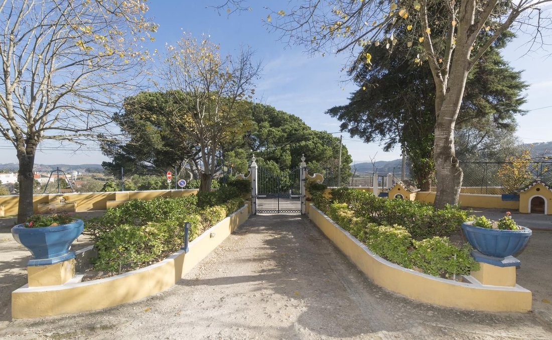 Country House in Valado dos Frades, Leiria District, Portugal 2 - 16465778