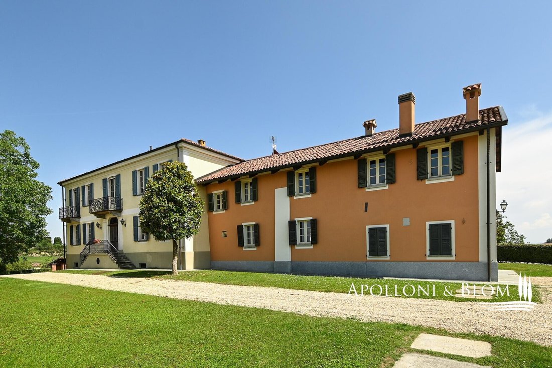Villa in Asti, Piedmont, Italy 3 - 16463203
