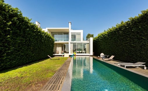 Villa in Sesimbra (Castelo), Setubal, Portugal 1