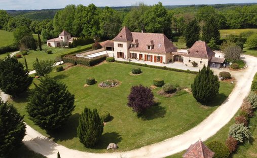 House in Queyssac, Nouvelle-Aquitaine, France 1