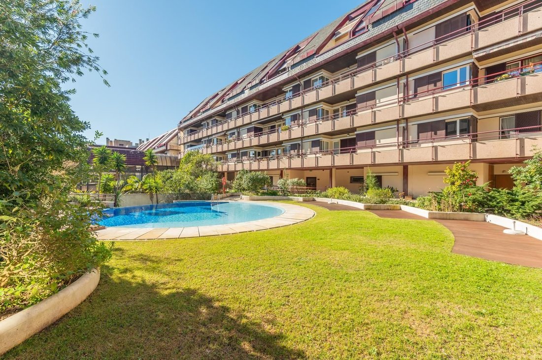 Apartment in Estoril, Cascais e Estoril, Lisbon 2 - 16465735