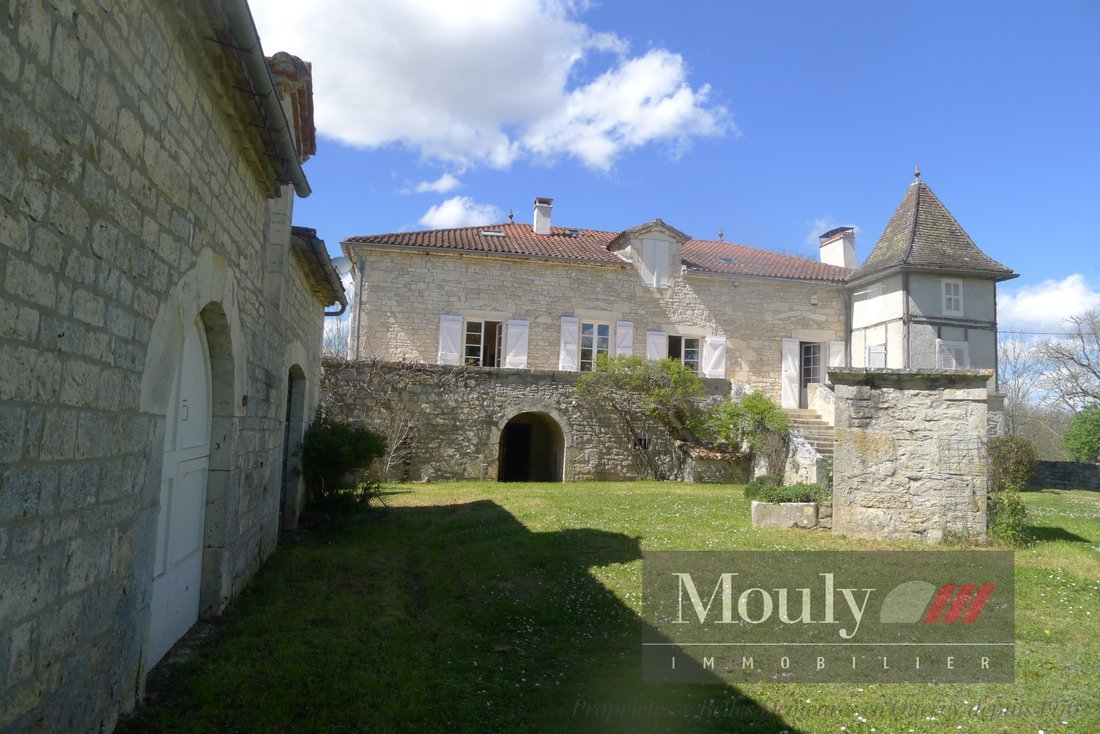 Estate in Cremps, Occitania, France 2 - 16461668