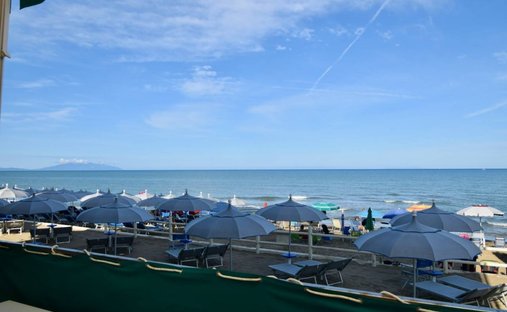 Apartment in San Vincenzo, Tuscany, Italy 1