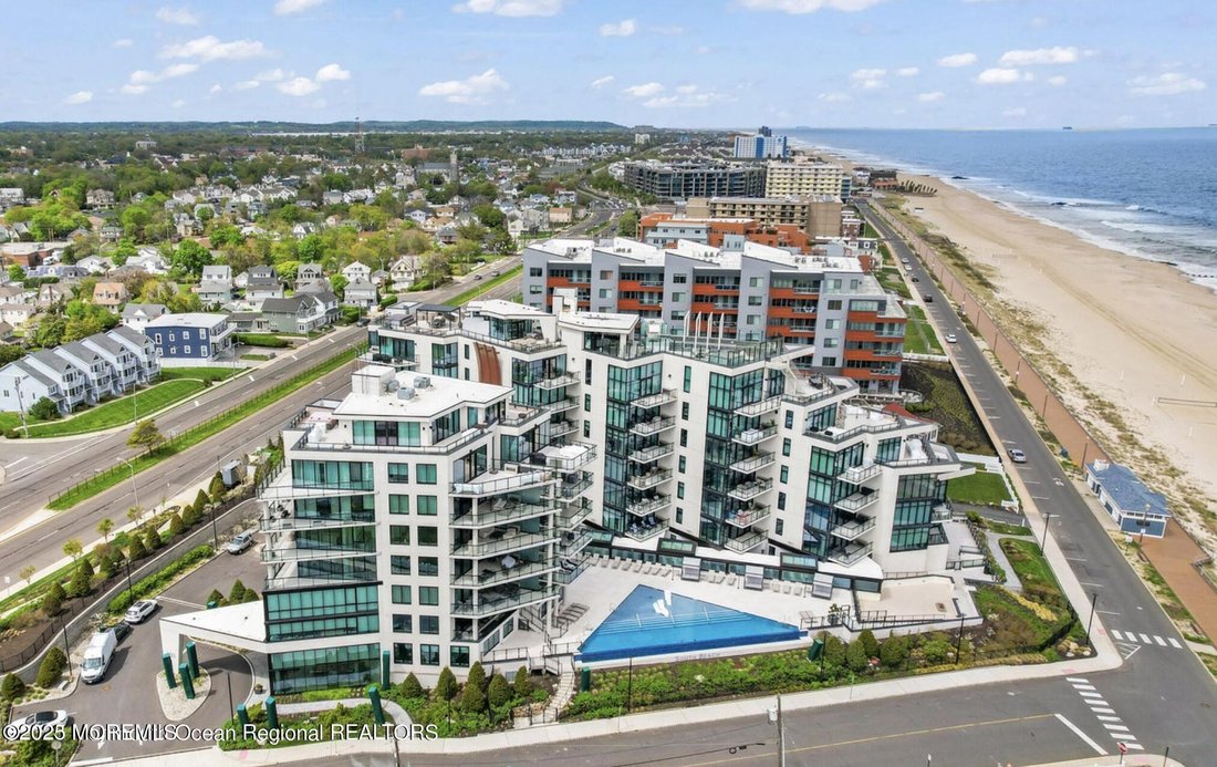 Condo in Long Branch, New Jersey, United States 2 - 16460851