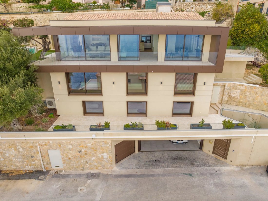 Villa in Cabbe-Saint Roman, Roquebrune-Cap-Martin, France 2 - 16463413