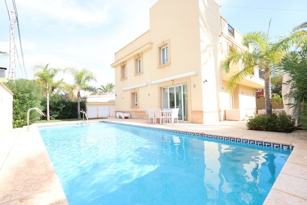 Chalet in Cabo Roig, Orihuela, Valencian Community 2 - 16463276