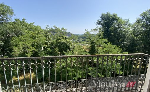 Castle for Sale in Luzech, Occitanie, France