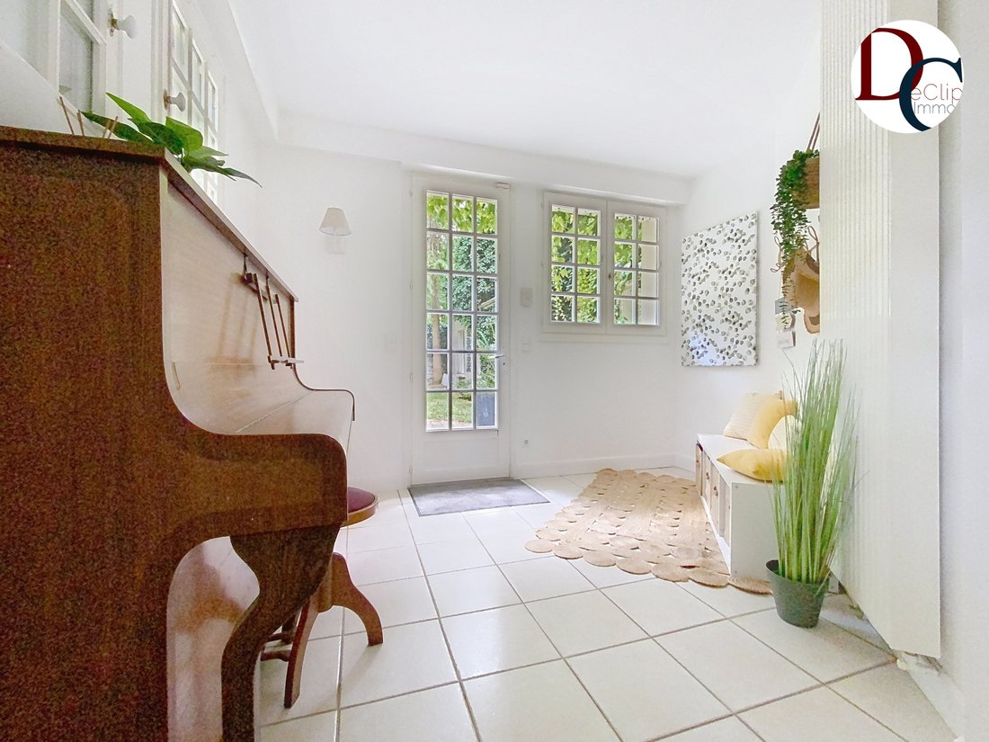 House in Senlis, Hauts-de-France, France 5 - 16461274