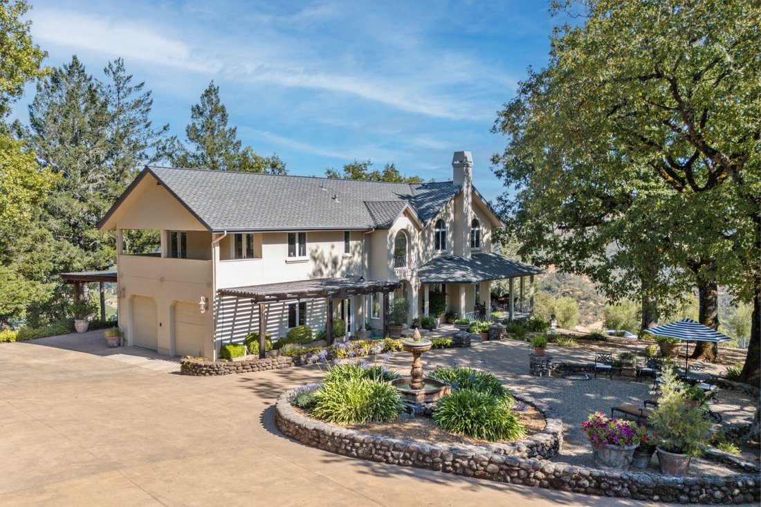 House in Ukiah, California, United States 5 - 16462719