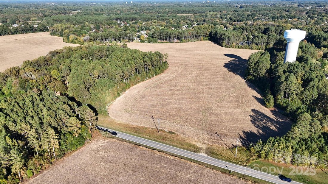 Land in Fairview, North Carolina, United States 3 - 16462204