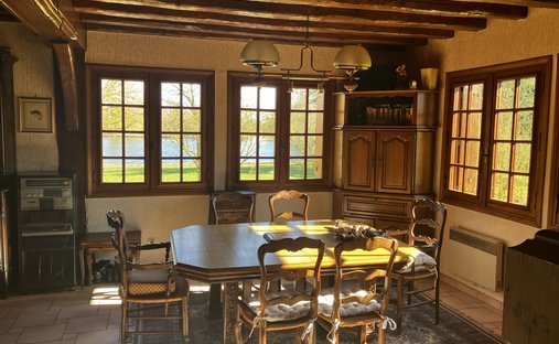 For Sale Dpt Eure (27) Near Pacy Sur Eure Moulin 353 M2 With Swimming Pool On Land Of 5542 M2 On The