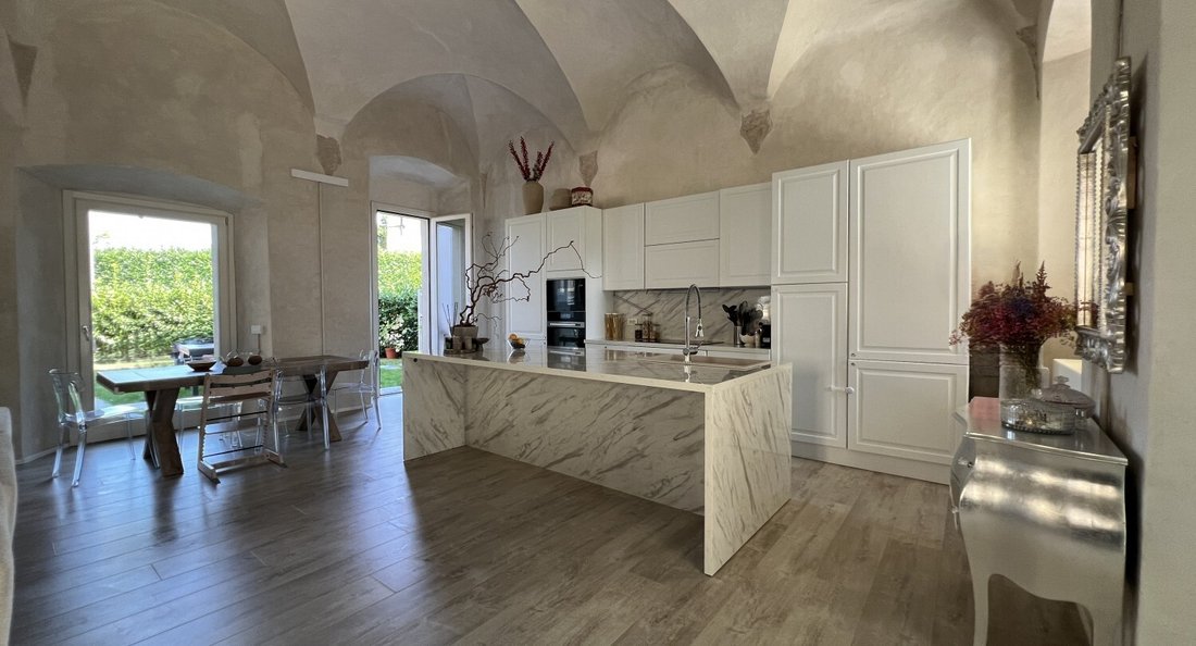 Apartment in Porto Valtravaglia, Lombardy, Italy 1 - 16464552