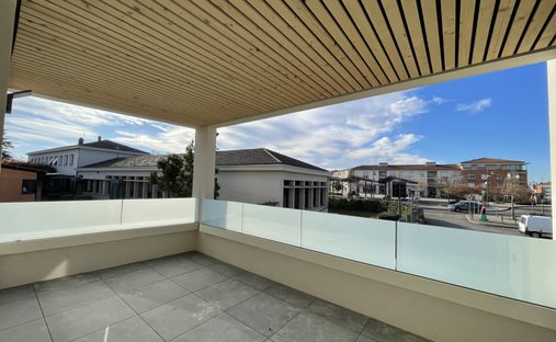 Appartement à La Tour-de-Salvagny, Auvergne-Rhône-Alpes, France 1